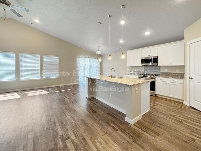 Building Photo - 3791 E Hags Head St