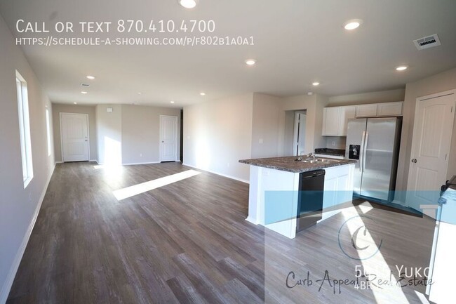 Building Photo - Move in special $800!!  New construction i...