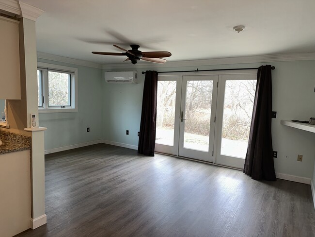 Living Room with Heat Pump/AC - 121 Bay St