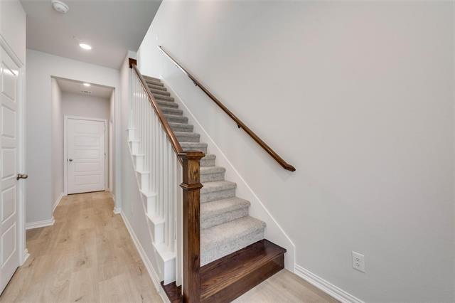 Building Photo - 8391 Challenger Ln