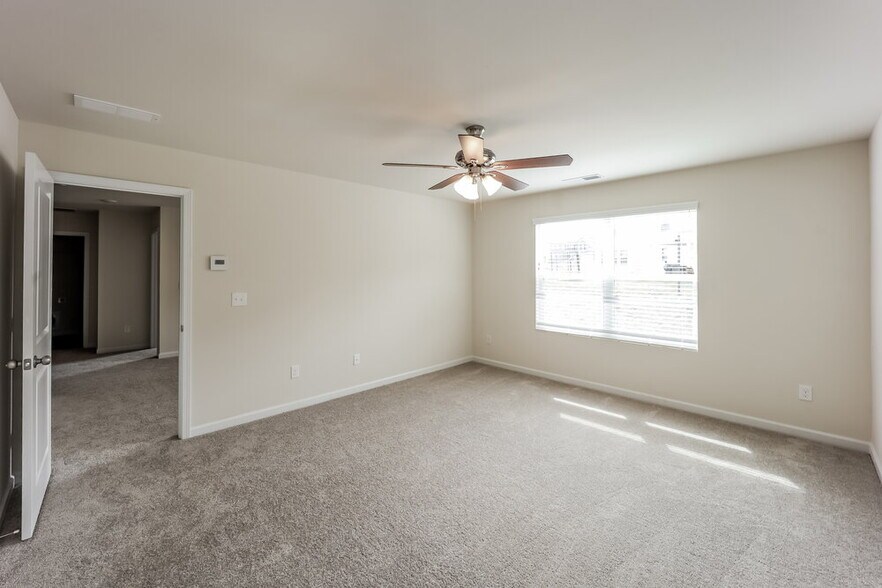 Building Photo - 568 Overo Dr