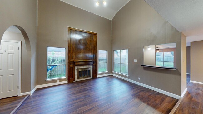 Building Photo - 4719 Black Rock St