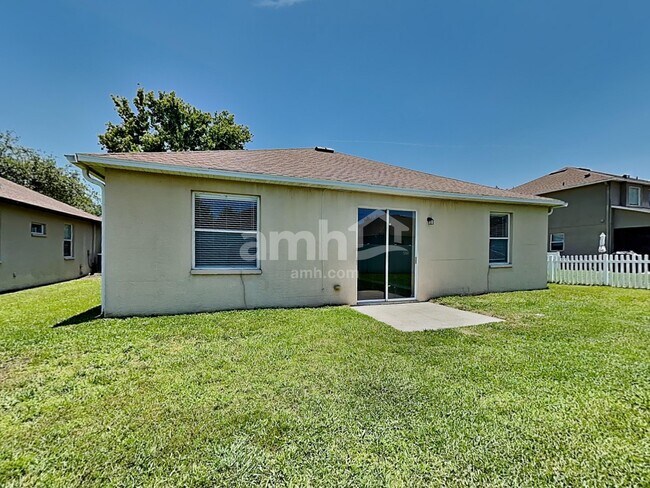 Building Photo - 9253 Black Thorn Loop