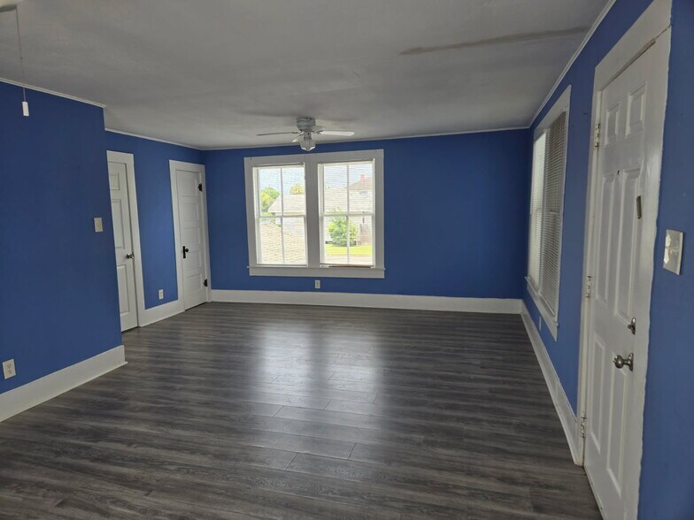 Building Photo - 2407 40th St