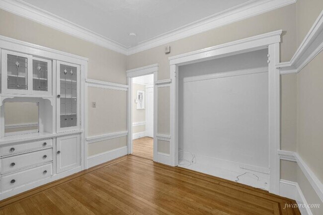 Building Photo - 1250 Taylor St