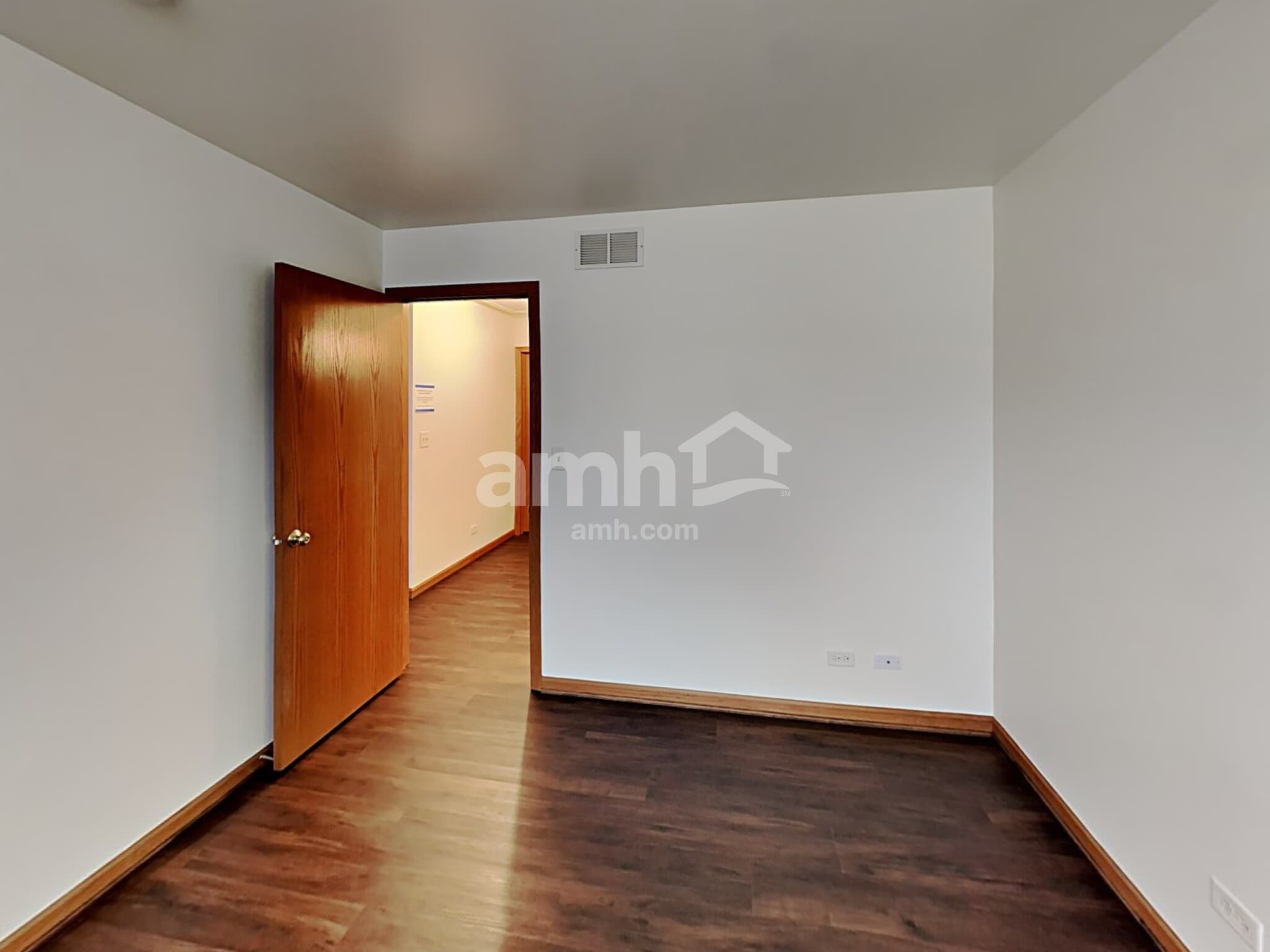 Building Photo - 2809 Adobe Dr