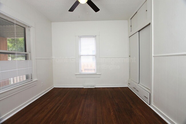 Building Photo - 706 S Pattie St