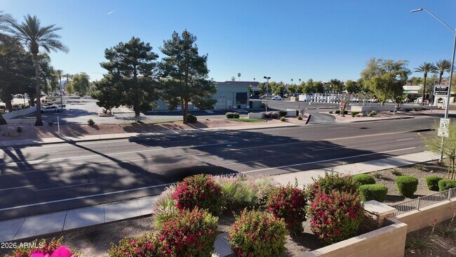 Building Photo - 10757 N 74th St