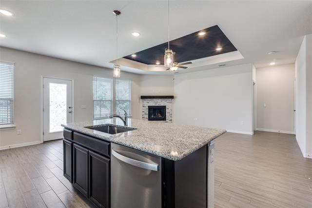 Building Photo - 705 Adelyn St