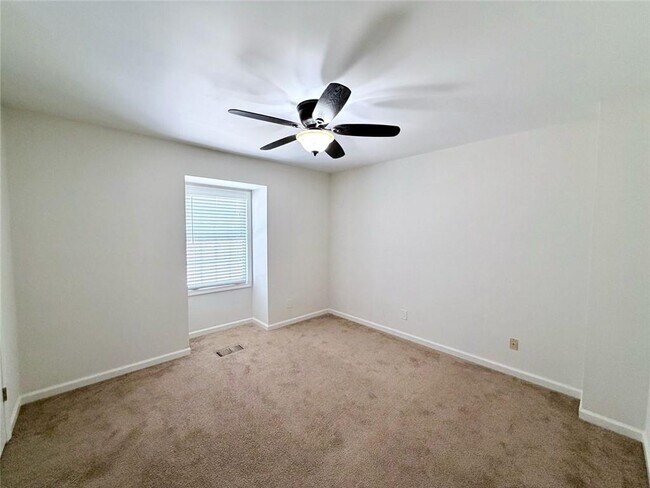 Building Photo - 3730 Old Flowery Branch Rd