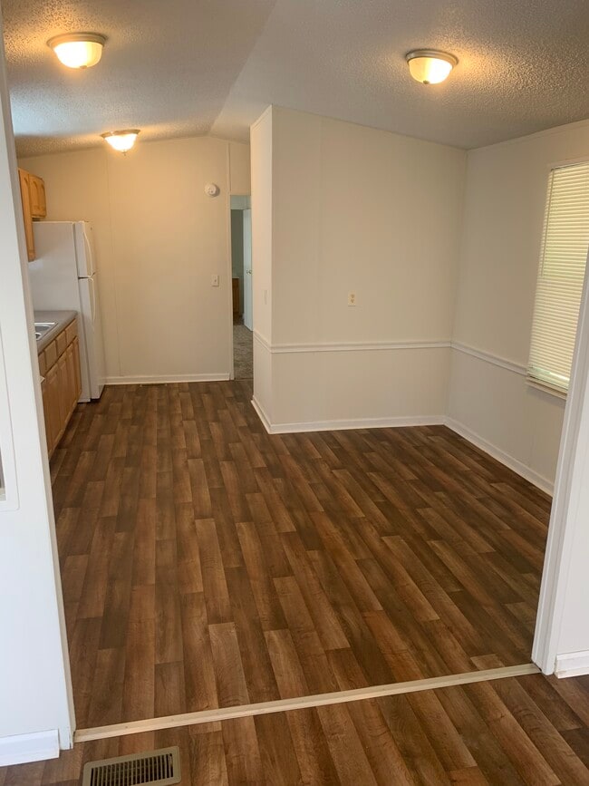 Building Photo - 2444 Culbreth Dr