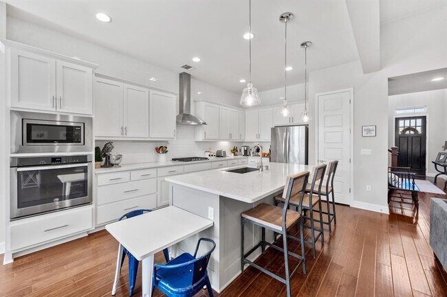 Building Photo - 12612 Cardinal Flower Dr