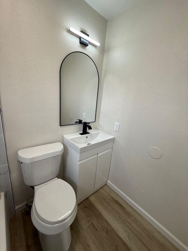 Building Photo - 347 Ware Blvd