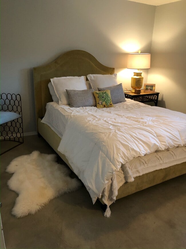 Bedroom - 1202 Newning Ave