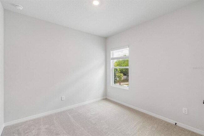 Building Photo - 4357 Roush Ave