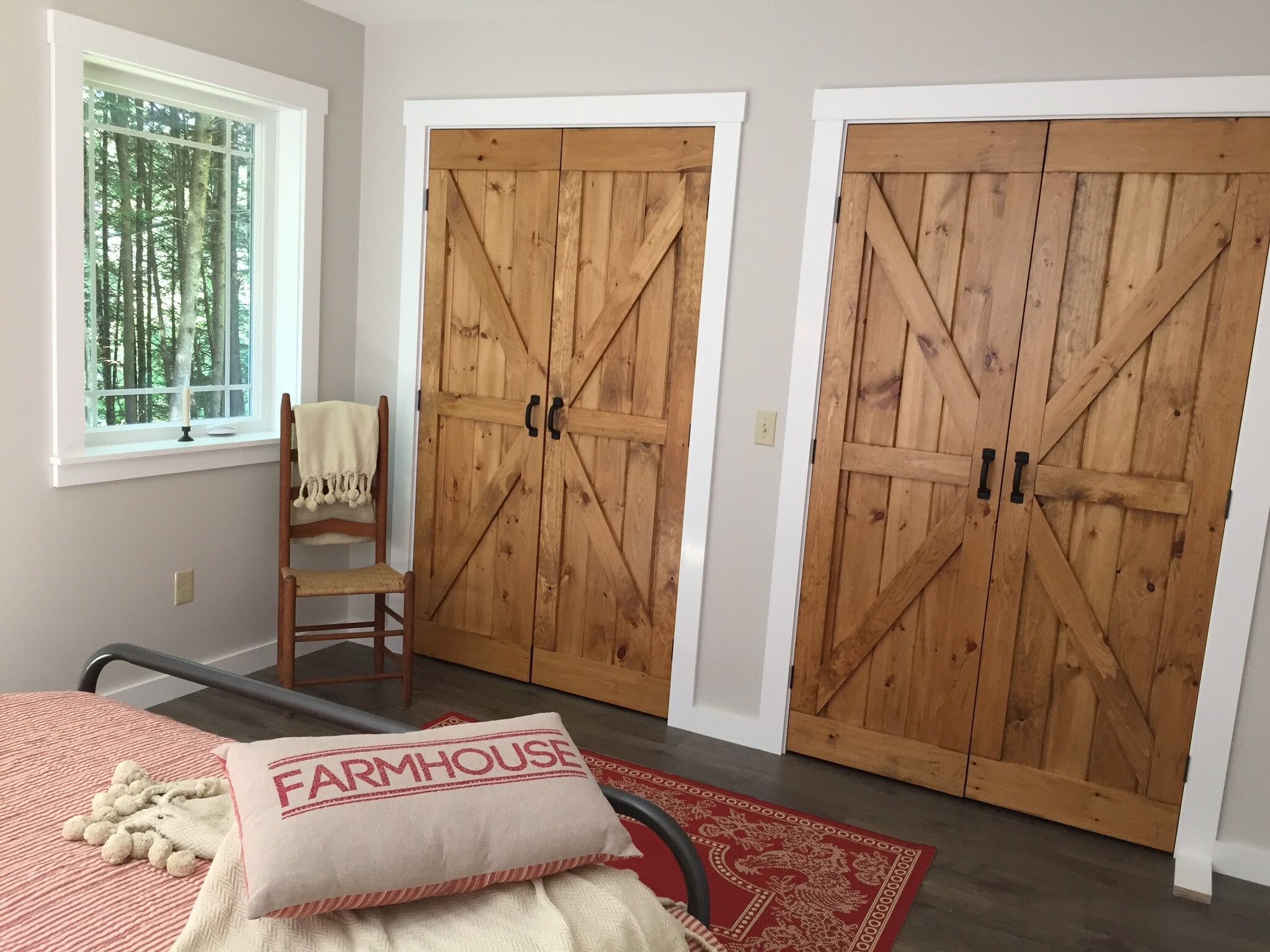 bedroom barn door closet space - 3819 VT-44
