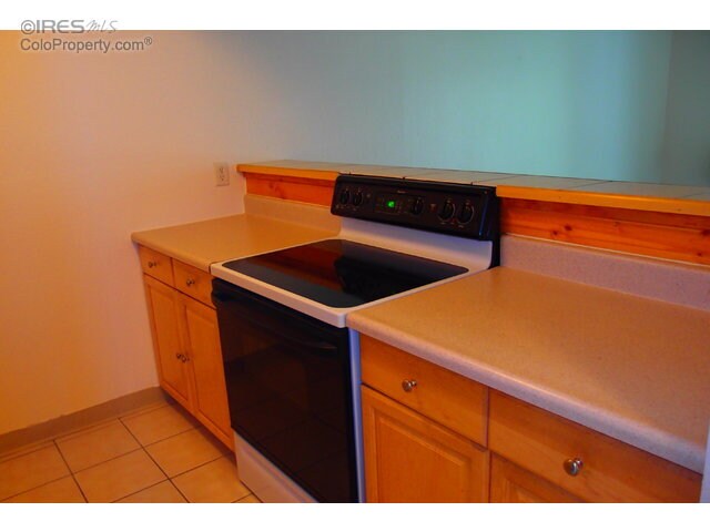 Building Photo - 2707 Valmont Rd. Apt 213D