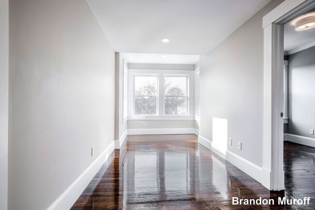 Building Photo - 59 Strathmore Rd