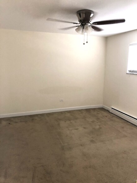 Building Photo - 2032 Linden Ave