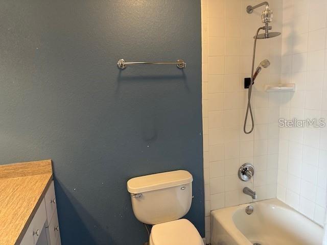 Building Photo - 6090 Village Cir S