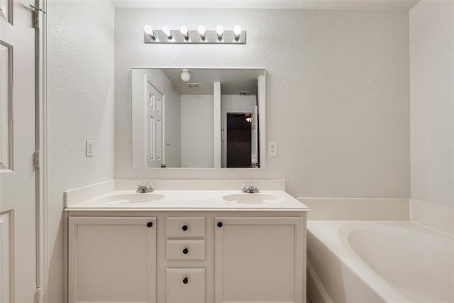 Building Photo - 7437 Diamond Springs Tr