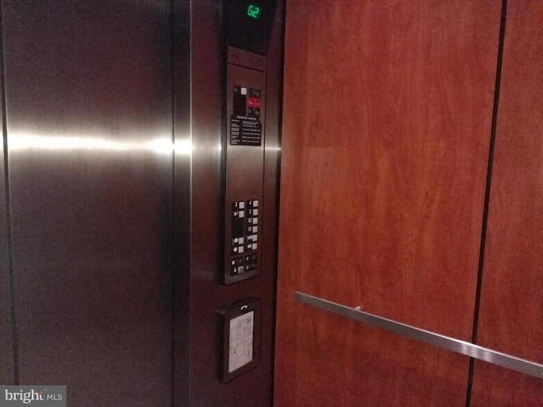 Building Photo - 4561 Strutfield Ln