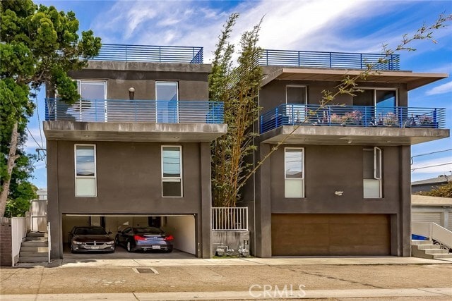 Building Photo - 414 Venice Way