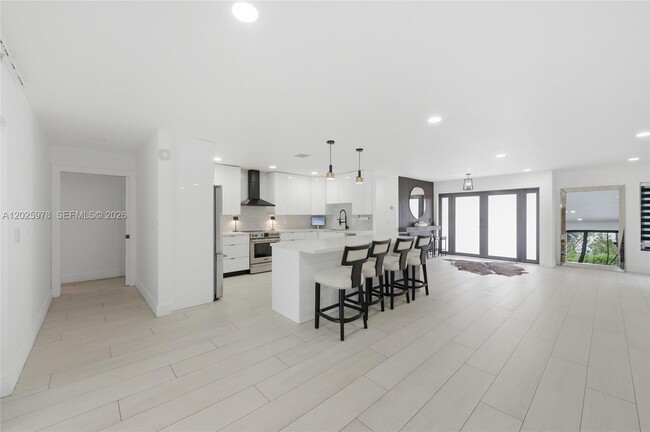 Building Photo - 9935 Ramblewood Dr