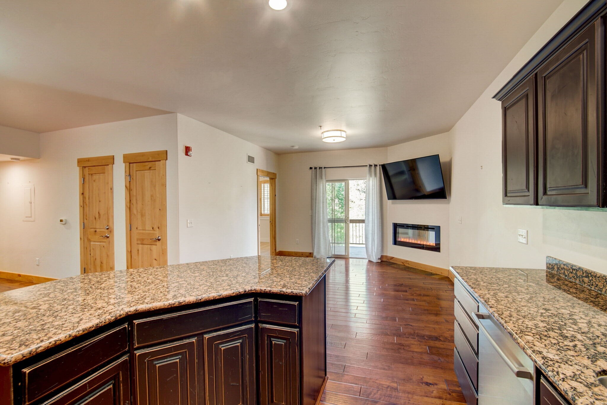 Building Photo - 5519 Lillehammer Ln