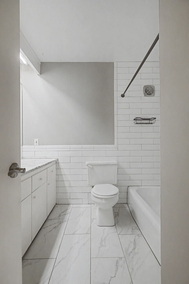 Building Photo - 116 Harding Pl