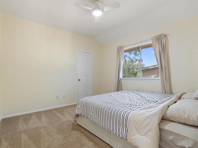 Building Photo - 1339 Barclay Dr