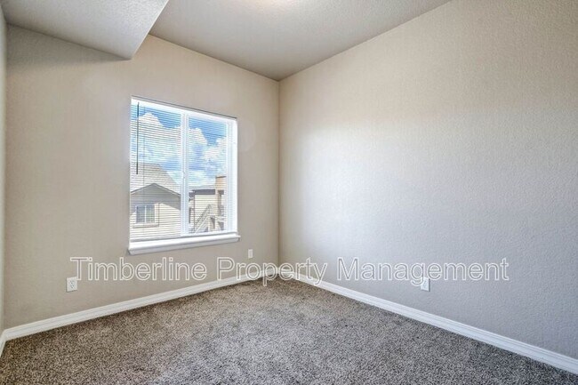 Building Photo - 4880 Kerry Lynn View