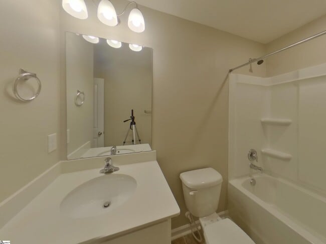 Building Photo - 283 Millen Dr