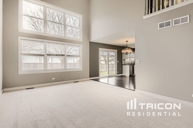 Building Photo - 4805 Goodhue Ln