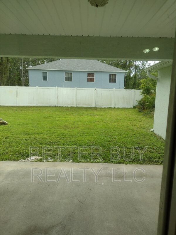 Building Photo - 18 Lloleeta Path