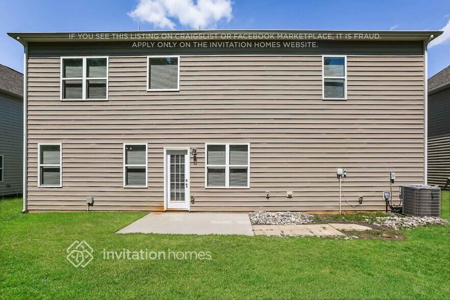 Building Photo - 142 Sassafras Rd