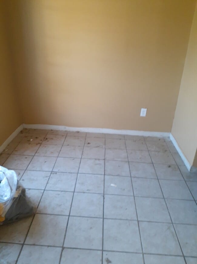 Building Photo - 3414 Pine Ridge Ln