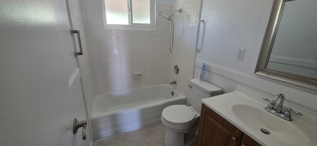 Building Photo - 26111 Doverwood Pl