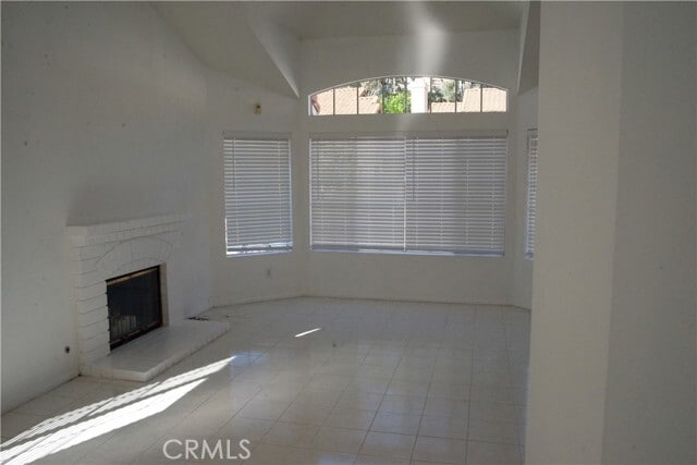 Building Photo - 29526 Crown Creek