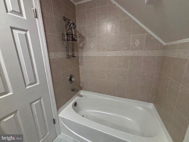 Building Photo - 35 Blueberry Ln