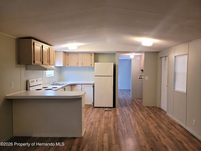 Building Photo - 5323 S Knobhill Terrace