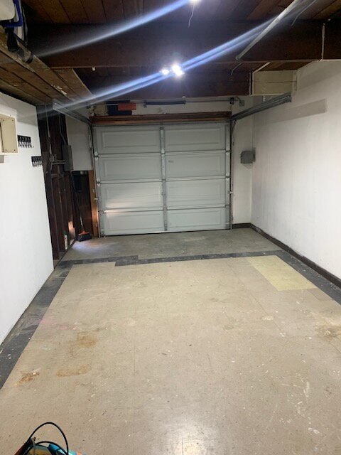 Building Photo - "Charming 3-Bed Sanctuary in Concord with 2 Full Baths - 1350 Sq Ft of Comfort!"