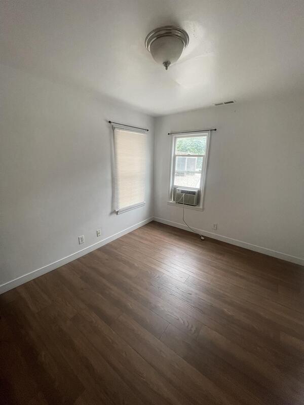Building Photo - 267 S 700 E