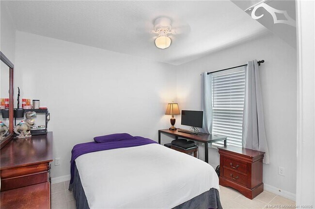 Building Photo - 5501 Jamboree Dr