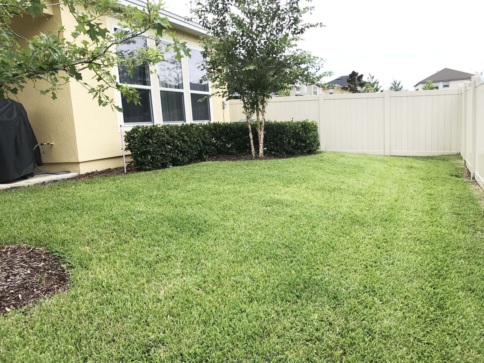 Building Photo - 411 Citrus Ridge Dr