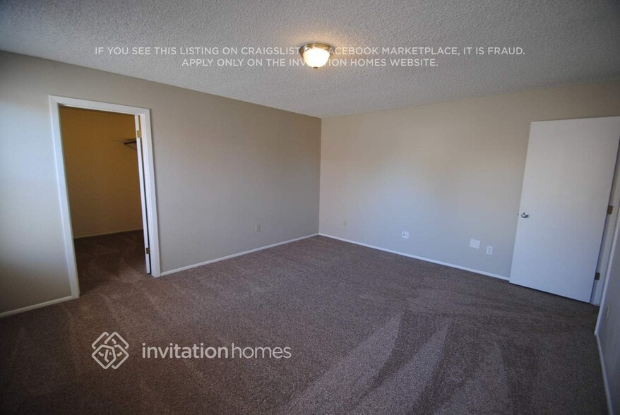 Building Photo - 9214 W Cortez Ave