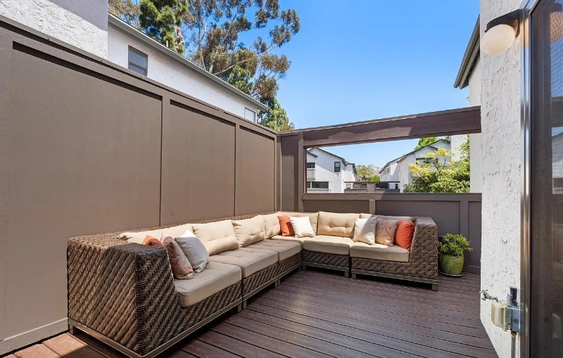 Building Photo - 8726 Villa La Jolla Dr