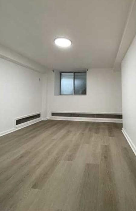 Building Photo - 315 21st St