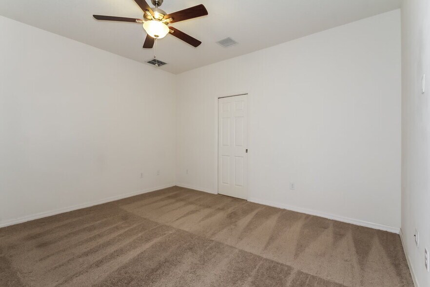 Building Photo - 8309 Deerland Bluff Ln