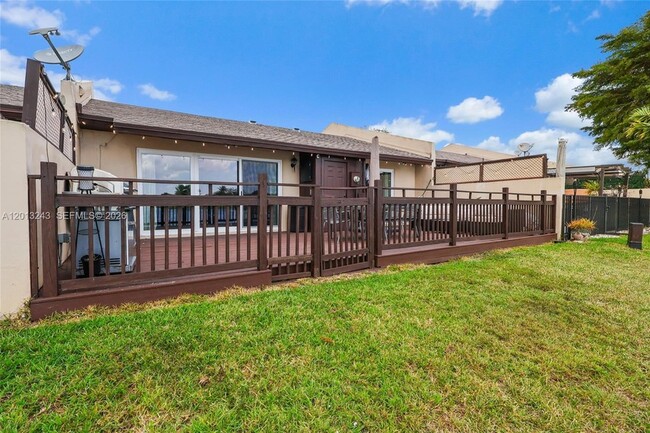 Building Photo - 12340 SW 115th Terrace